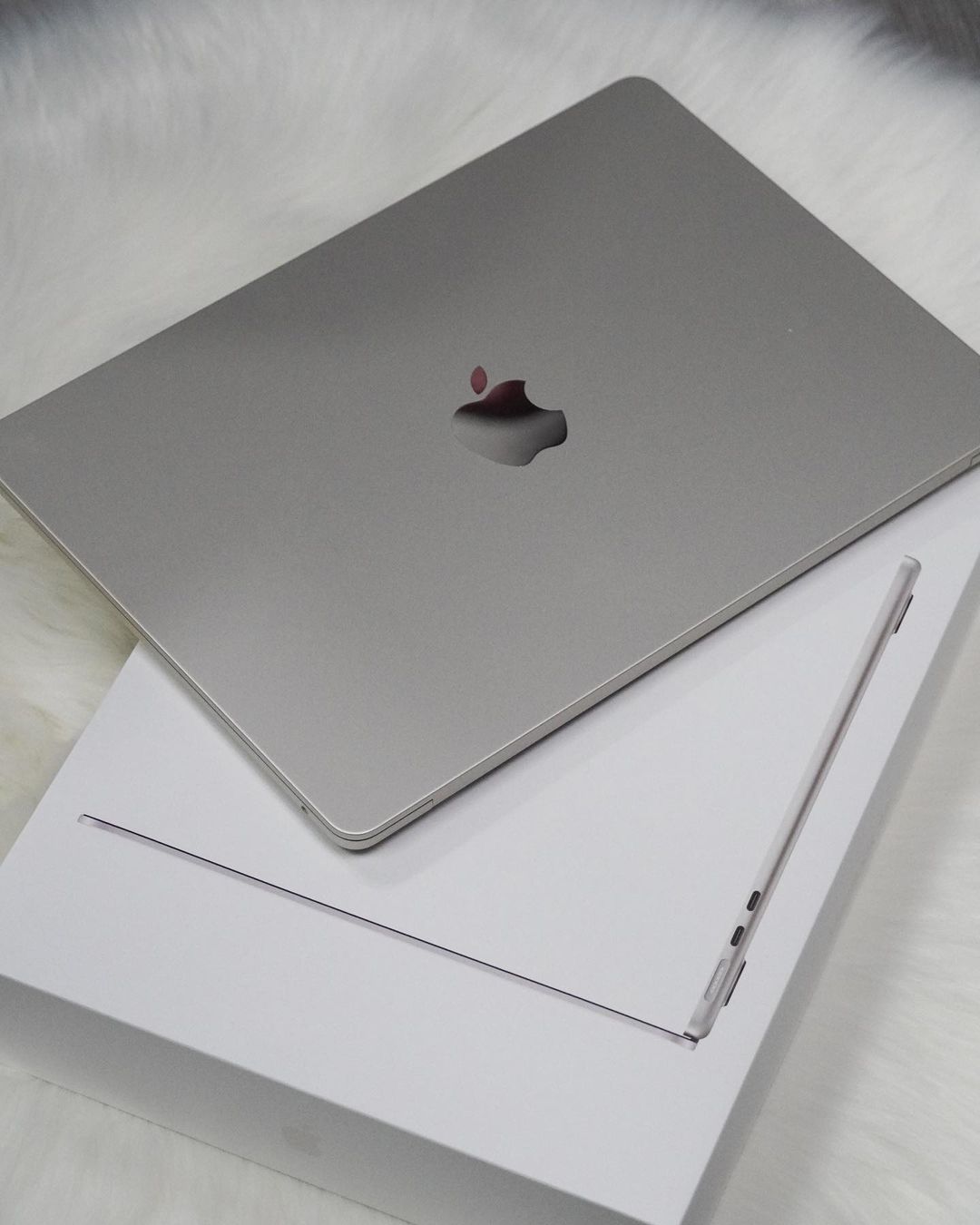 2022七夕快樂?之我傻眼MacBook Air M2故事?
